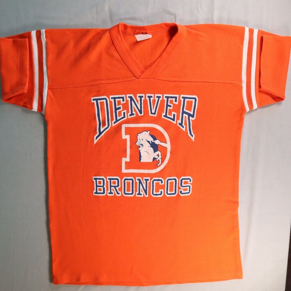 Vintage Denver Broncos Logo-7 Single Stitch USA T Shirt V Neck Women's Size M